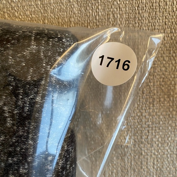 Quince Top Women’s Medium Brushed Short Sleeve Lounge in Charcoal - Picture 10 of 10